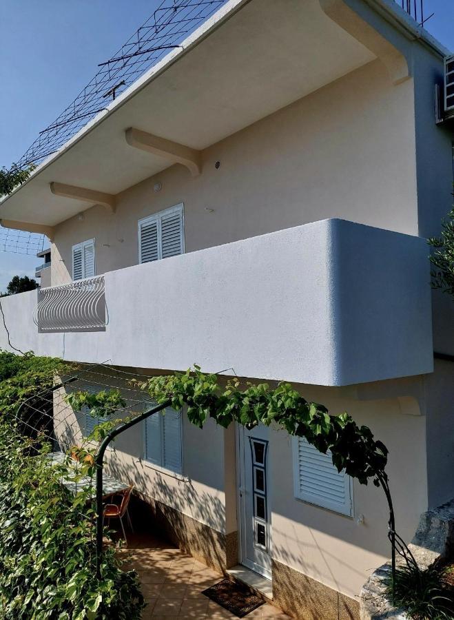 Apartman Igor Podgora Exterior foto