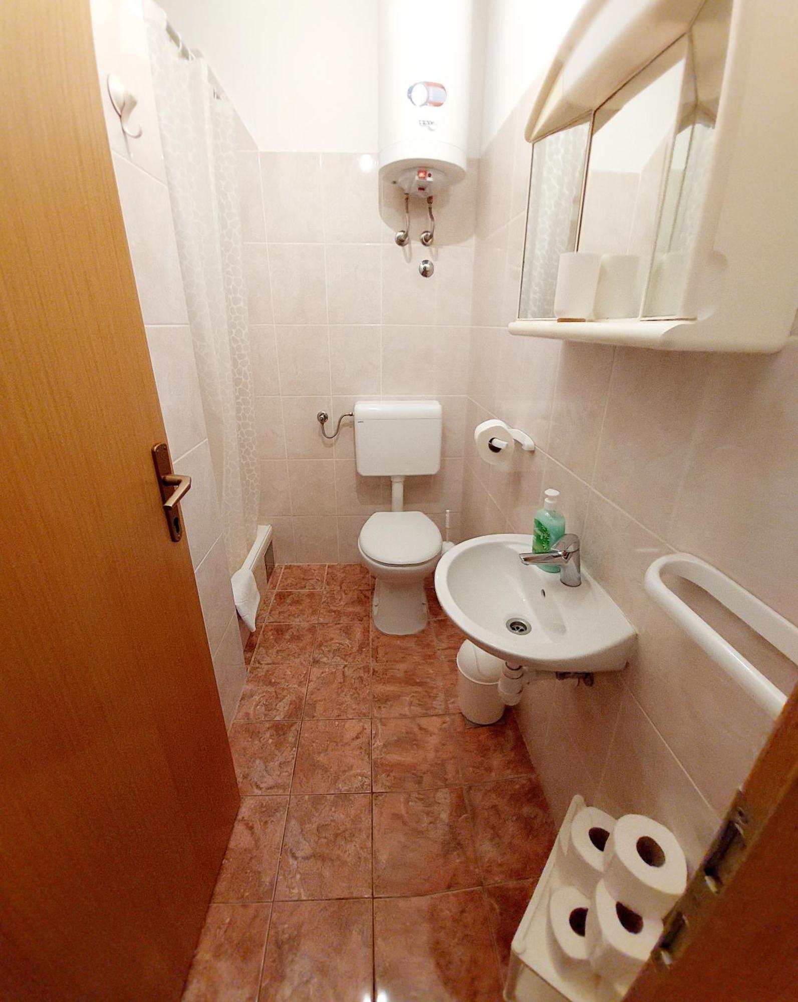 Apartman Igor Podgora Exterior foto